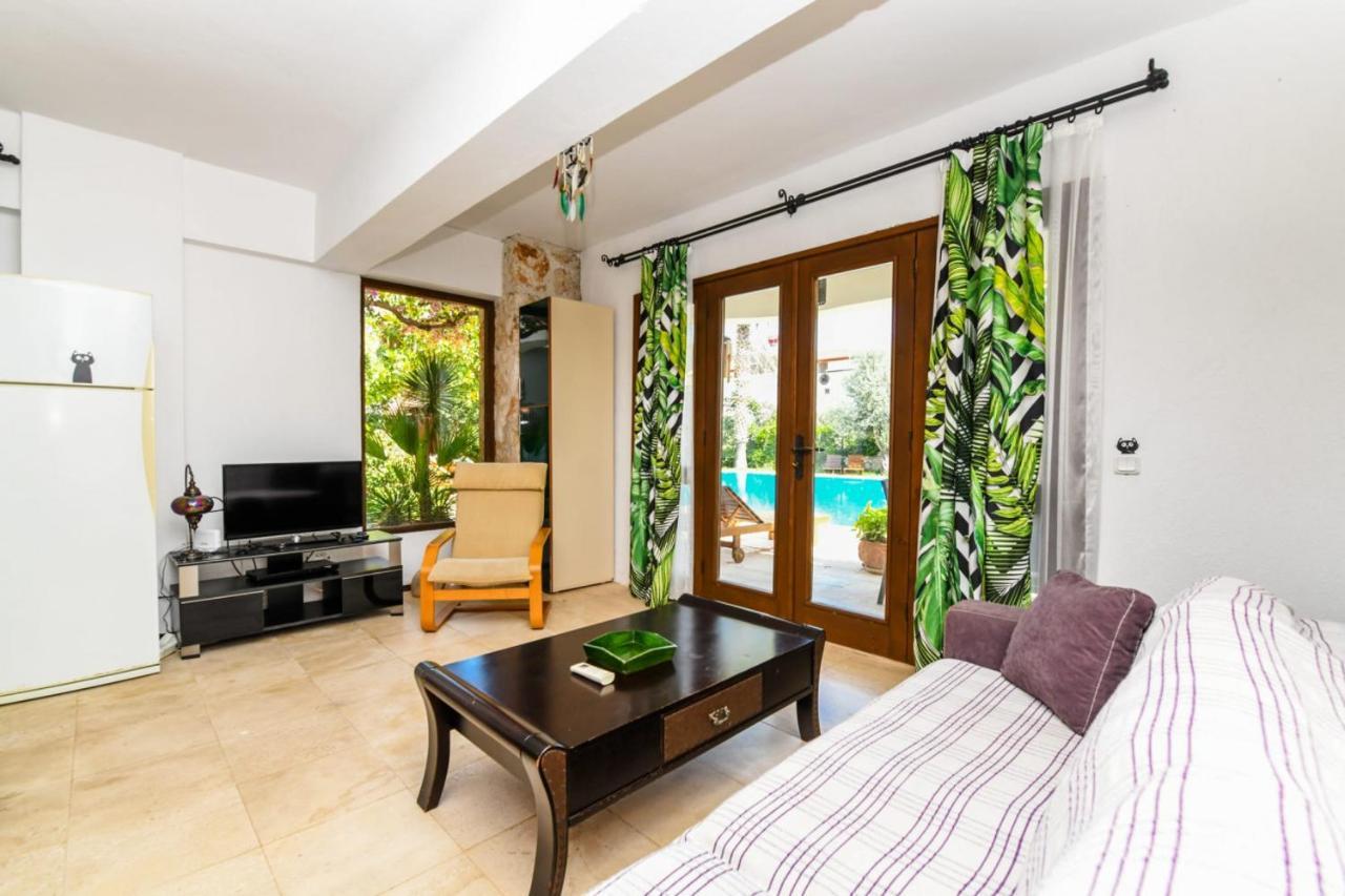 Duplex House With Shared Pool Near Beach In Kalkan Apartment Екстериор снимка