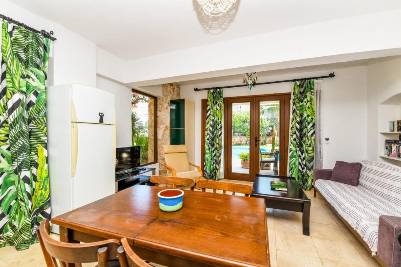 Duplex House With Shared Pool Near Beach In Kalkan Apartment Екстериор снимка