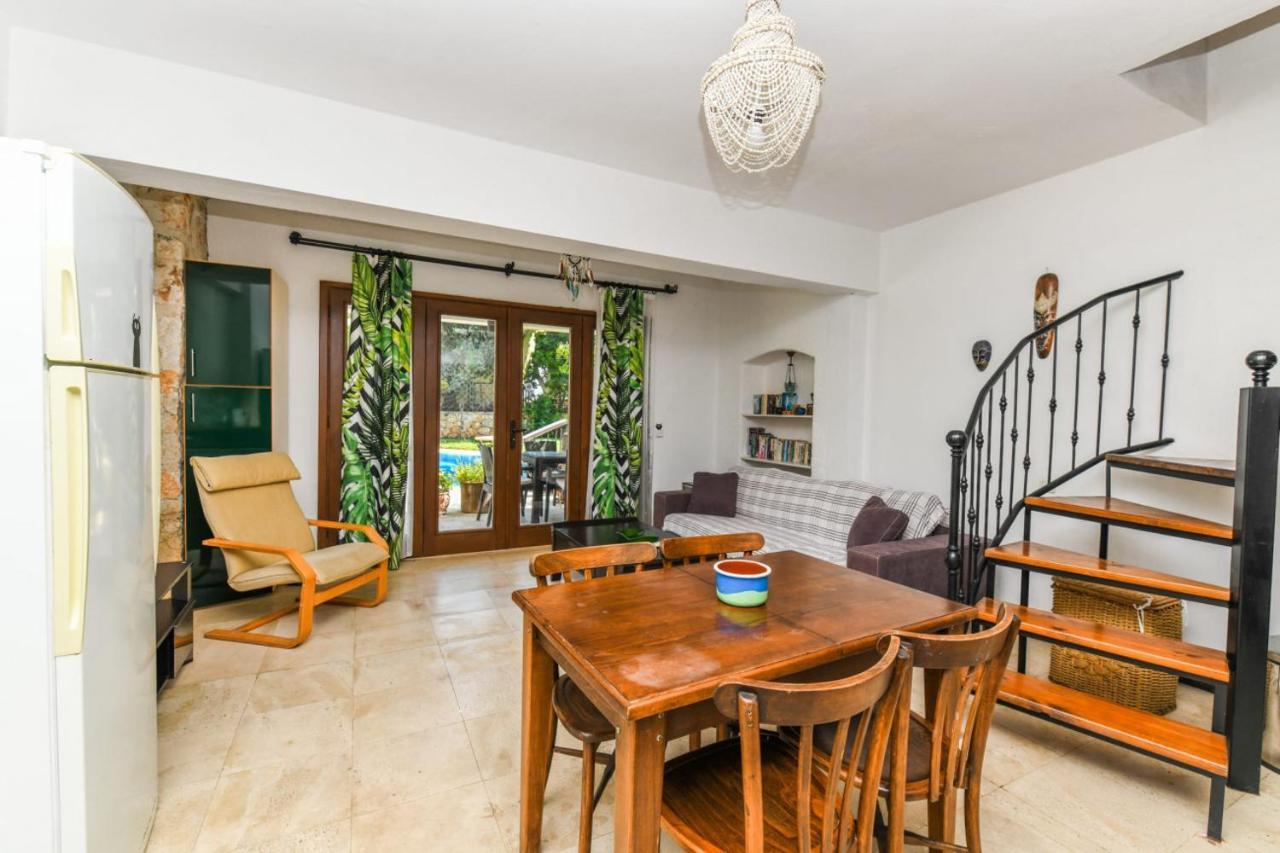 Duplex House With Shared Pool Near Beach In Kalkan Apartment Екстериор снимка